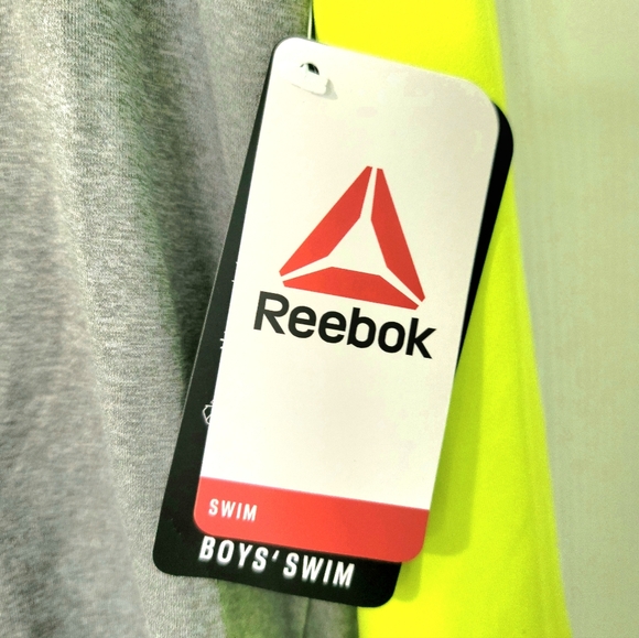 NEW! Reebok Boys' Swim Long Sleeve Raglan Rash Guard Top Size XL - Picture 3 of 6